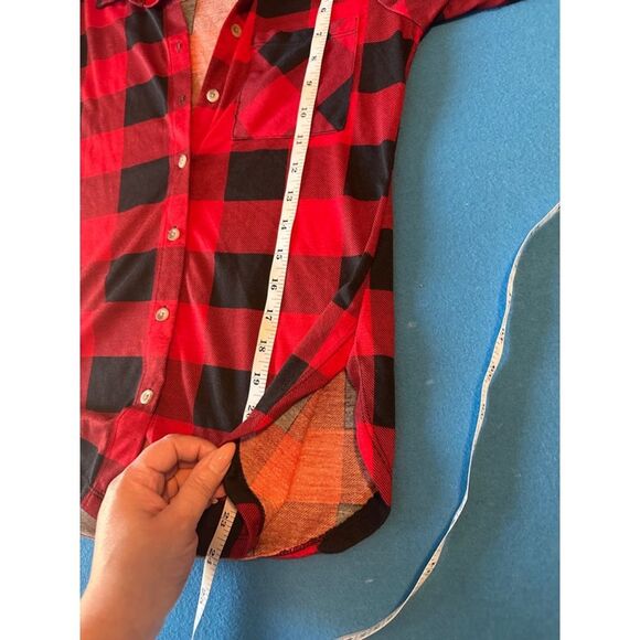 Staple Item Rue 21 Classic Plaid Blouse, Button down Small, Red and Black - Picture 8 of 8